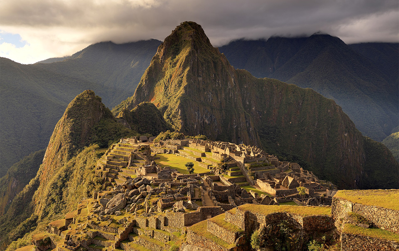 Давні мегаліти, містичні місця та пустелі: 8 місць, де мандрівники відчують, як пульсує енергія землі
